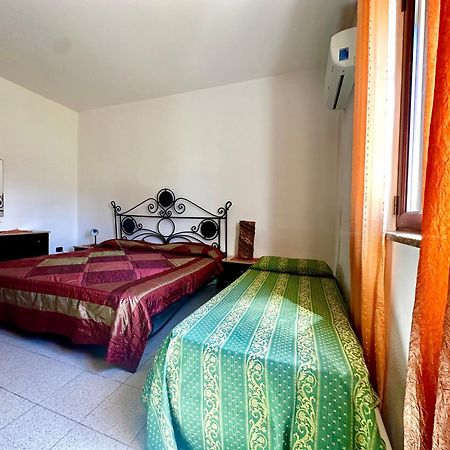 Apartamento Casa del Sole Campofelice Di Roccella Exterior foto